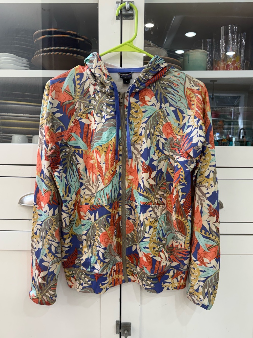 Patagonia Printed Light Weight Women’s Zip-Up Hoodie Jacket - Multicolor